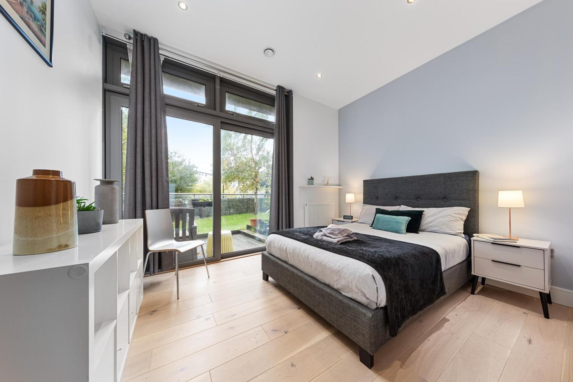 Trendy 2 Bed Flat In Greenwich With Car Parking Londra Dış mekan fotoğraf