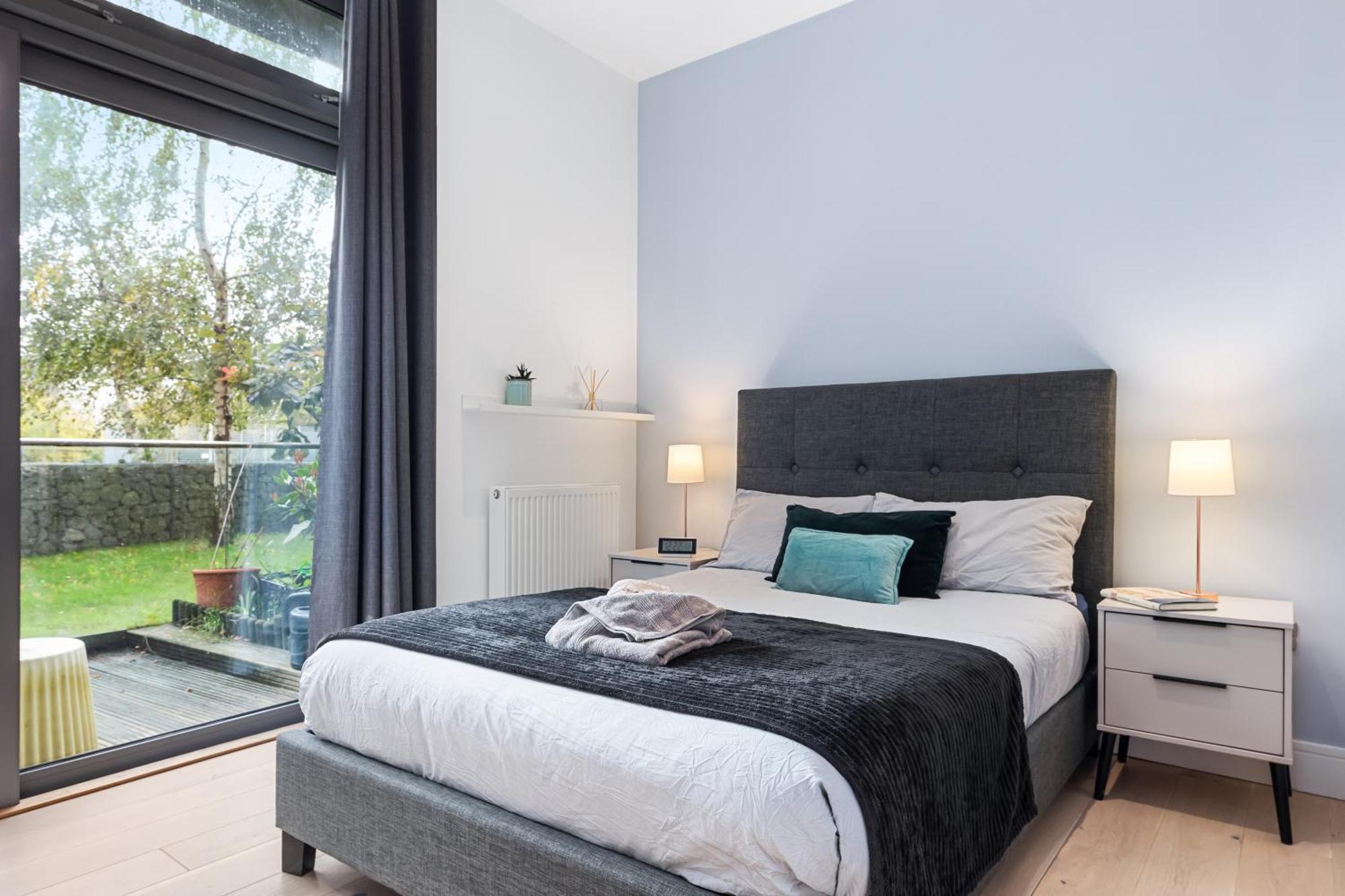 Trendy 2 Bed Flat In Greenwich With Car Parking Londra Dış mekan fotoğraf
